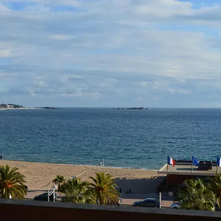 Apartment Pour 4 Avec Terrasse, Pres De Port - Fr-1-226a-249 *