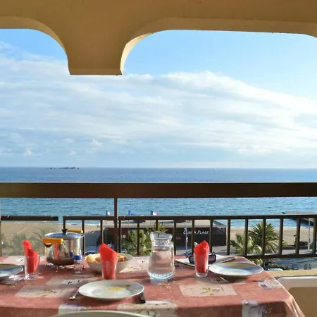 Apartment Pour 4 Avec Terrasse, Pres De Port - Fr-1-226a-249