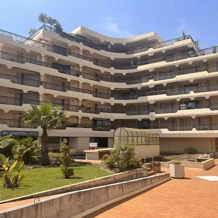 Apartment Pour 4 Avec Terrasse, Pres De Port - Fr-1-226a-249